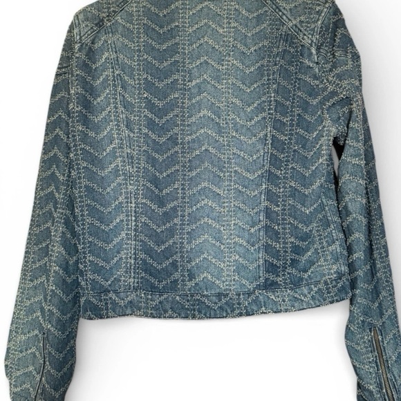 Free People Denim Moto Jacket Chevron Textured Blue Zip Up Cropped - Picture 7 of 7